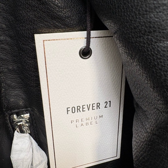 Forever 21 Faux Leather Sherpa Lined Moto Jacket Size Medium - Picture 10 of 10